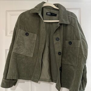 Zara olive Green cropped Jacket